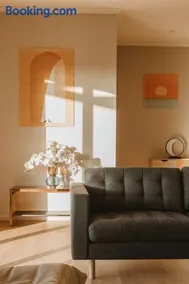 The Summit House - Image 2