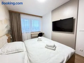 Apartment Lacko with free parking - Image 3