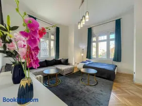 W25 Spacious 3BR Free Parking - Image 2