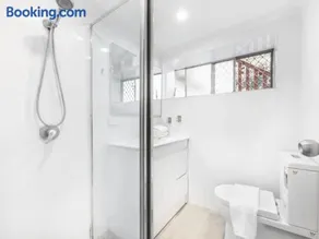 1 Bedroom Unit near Highway Transports n Shops - Image 2