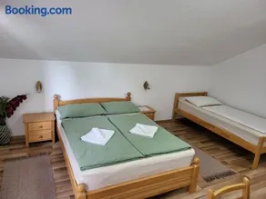 House Sara - Image 4