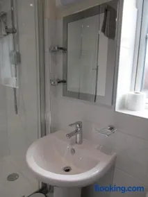 20 Nightingale Gardens, Coton Park, Rugby CV23 0WT - Image 3