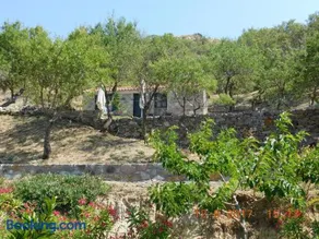 Stone cottage for couple - Image 2
