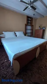 Family apartment in old town - Image 2
