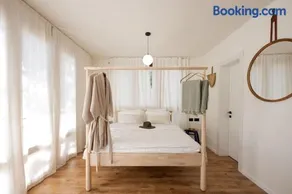 Villa Hod Couples Suite with Hot Tub - Image 3