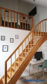 Zentrales, modernes Apartment für 2 mit Parkplatz - Image 3