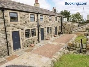 Mirk Cottage - Image 4