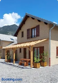 Le Pré Fleuri à Guillestre - Appartements neufs classés Meublés de Tourisme 3 étoiles- Climatisés- Parking privatif - Image 1