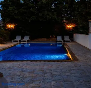 Cyprus Sunbay Retreat - Image 2