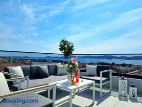 SEAVIEW - Image 2