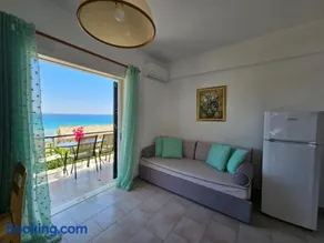 Glyfada Beach Apartment - Seaside Retreat - Image 4