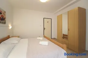 Apartments Petrica - Image 1