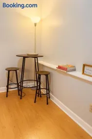 Perfect for Groups! 3BR-3BA Near WVU & Downtown - Image 2