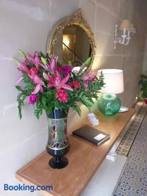 Central 214 Boutique Hotel - Image 2