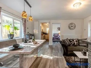2 Bed in Mold oc-90461 - Image 5