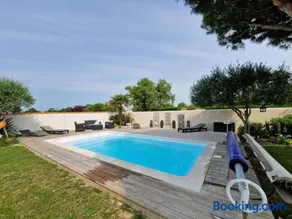 Villa avec Piscine à 15 min de La Rochelle, Proche Plages et Commerces - FR-1-706-13 - Image 5