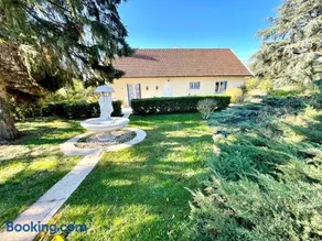 Chambre dans villa avec SDB WC et piscine privée - Image 5