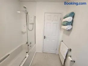 10 Ladyknowe court - Image 4