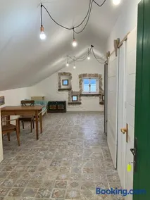 Traditional island Murvica house - Image 4