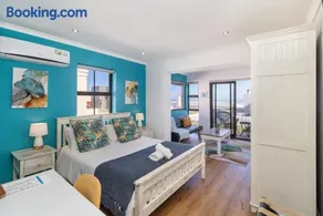 The Sandcastle Guesthouse - Melkbosstrand - Image 2