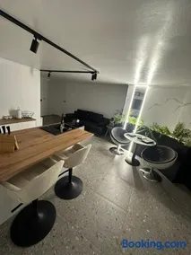 Lux Apartament - Image 2