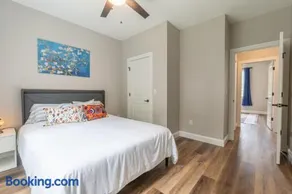 Convenient New Modern House - Tidy and Equipped - Image 2