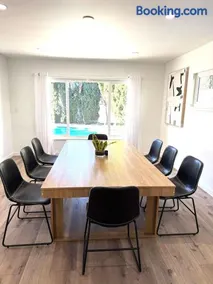 House with pool in prime location - 10 mins to Universal Studio - Image 2