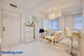 Apartamento Sandoval by Clabao - Image 3