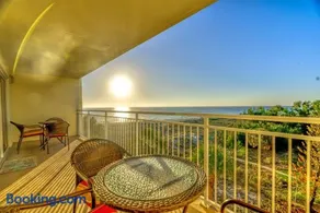 Madeira Norte Beachfront Condo - Walk To John's Pass - Image 1
