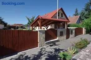 Mátyás Apartmanház - Image 2
