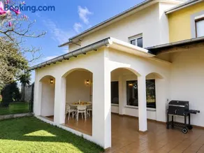 Magnifica casa adatta alle famiglie con terrazza, barbecue e giardino | Vista sulla natura - Image 1