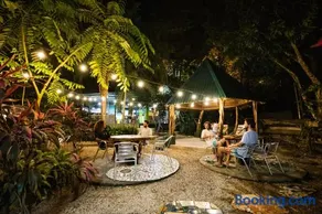 Pura Vida Mini Hostel Santa Teresa - Image 2