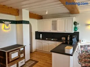 Jutta Deluxe Farmhouse - Image 2