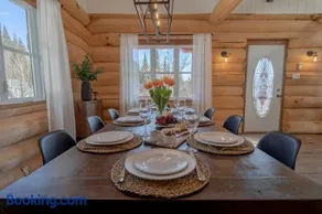 Breathtaking log house with HotTub - Winter paradise in Tremblant - Image 3