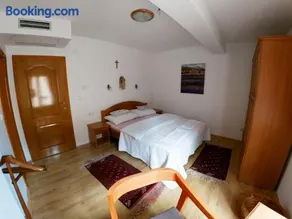 Hotel Bagarić -ispod brda ukazanja adress Kraljice Mira 56 Bijakovci Međugorje - Image 3