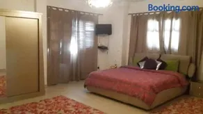 Helmeya Apartment with Touristic Views - Image 3