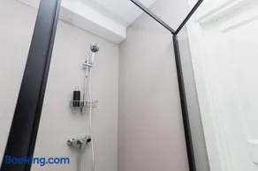 Modern studio in Siena Tirgus - Image 5