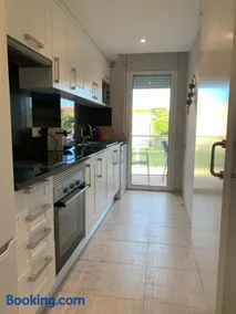 Apartamento en S'agaró con piscina, ideal para familias - Image 1