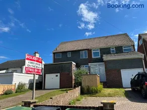 Beach house on private beach - Image 2