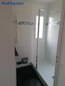 Bel appartement avec vue sur l'hippodrome - Image 2