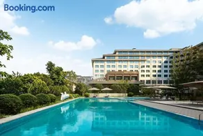 Radisson Resort Qiandao Lake Hangzhou - Image 1