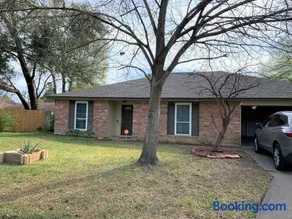 290/Cypress/NW Houston/Pets/NewListing - Image 2