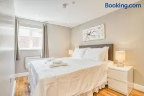 Spacious City Center 2 Bed Apartment Free Wifi - Image 4