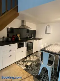 Studio duplex avec spa et cour privée - Image 2