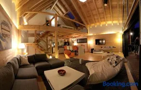 Chalet Sno Lodge - Image 4