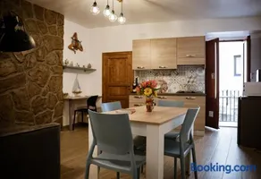 Cortilia Holiday House - Image 1