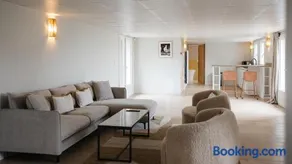 Sea-view villa minutes from Deauville - Image 3
