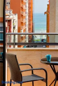 Ático con terraza, vistas al mar y parking en playa de S Lorenzo - Image 3