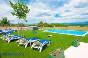 Vacation apartments Mario with salt water pool - Image 1
