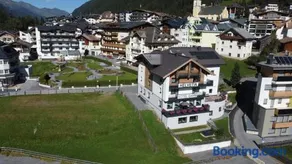 Hotel Garni Helvetia - Image 3